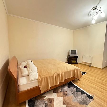 Апартаменти Липинського3,Поруч Порт Сіті Lutsk Exterior photo