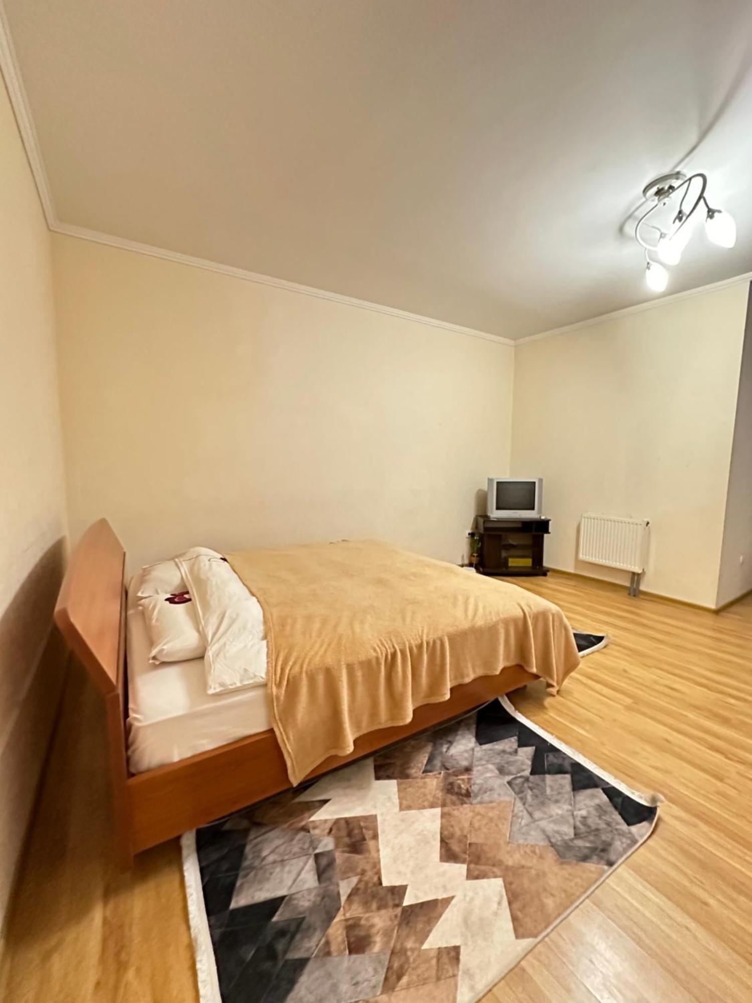 Апартаменти Липинського3,Поруч Порт Сіті Lutsk Exterior photo